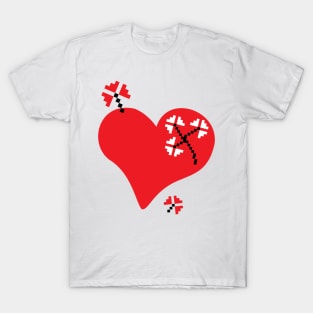 Heart - Traditional Romanian folk art knitted embroidery pattern T-Shirt